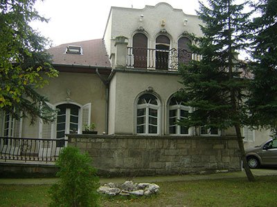 II. Gondozási központ